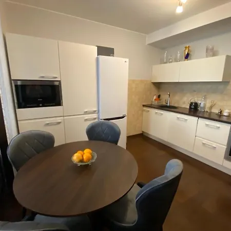 公寓 Apartamentai Prie Kalnu Parko 维尔纽斯